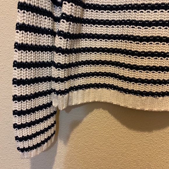 Tommy Hilfiger Sweater - Picture 5 of 7